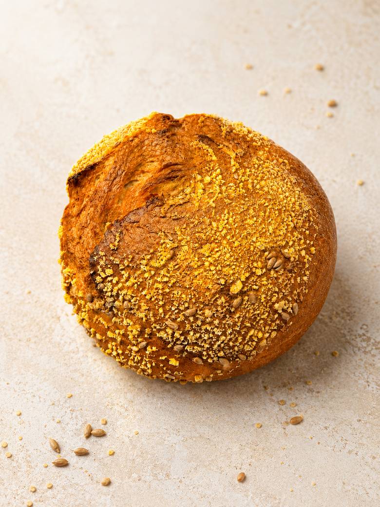 König Ludwig Brot mit goldener, rustikaler Kruste